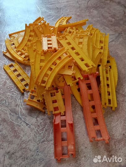 Томас и его друзья