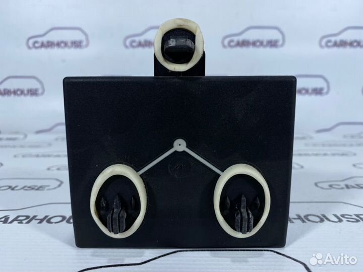 Блок управления дверьми задний левый Volkswagen