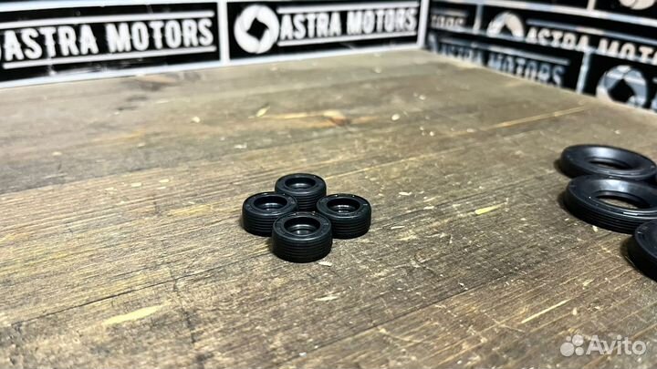 Комплект на клапанную крышку Cummins ISF2.8 Газель