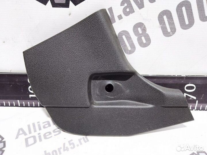 Накладка панели правая нижняя Volvo FH 4 82213696