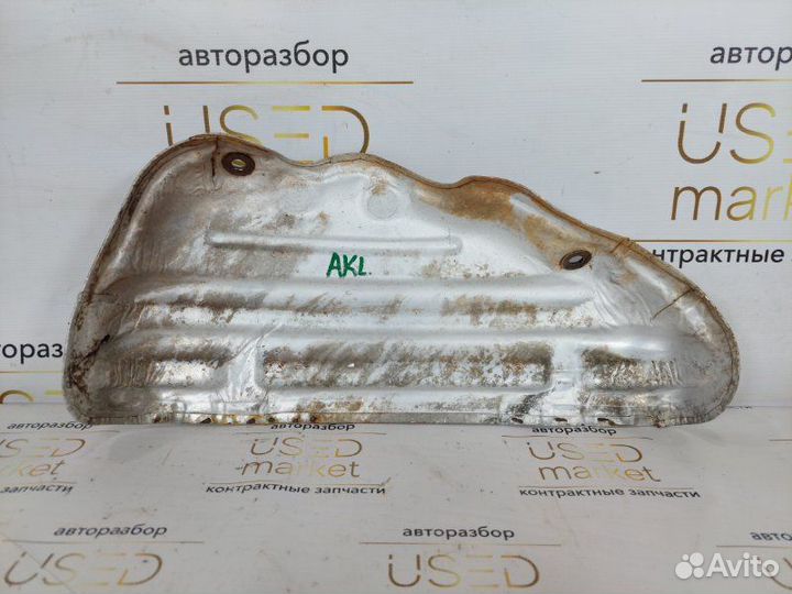 Тепловой экран Volkswagen Golf 4 1.6 AKL 2000