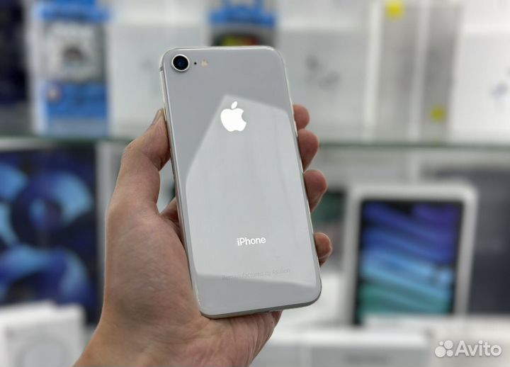 iPhone 8, 128 ГБ