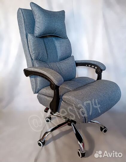 Компьютерное кресло с вибро массажем. Новое