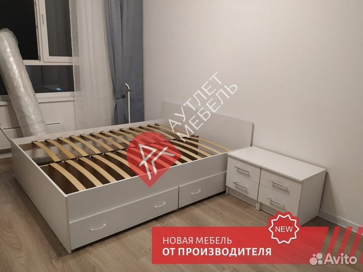 Кровать