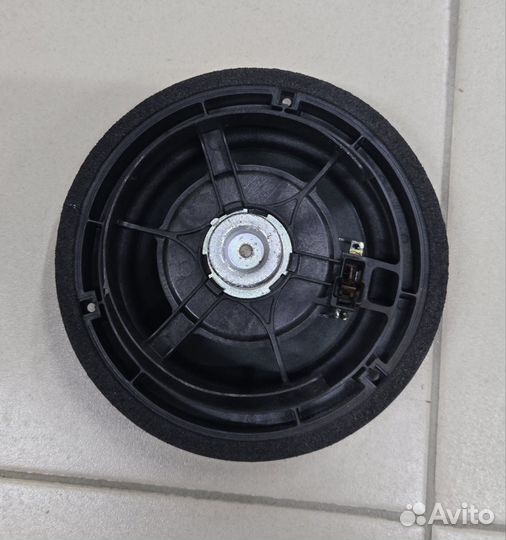 Динамик левой двери Suzuki 3910262J00