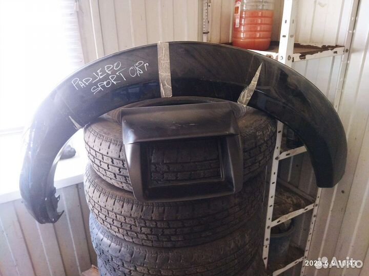 Mitsubishi pajero sport накладки крыльев фендер