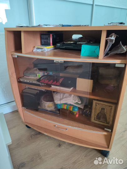 Полка под тв