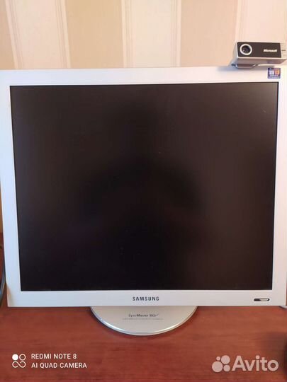 Монитор Samsung syncmaster 193pPlus с web-камерой
