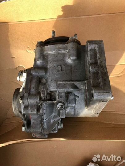 Угловой редуктор Rav4 2.2 2013