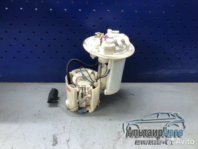 Бензонасос Toyota Corolla E150 насос топливный