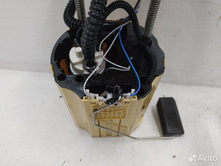 Б/У Б/У Насос топливный Европа 1358922913503108A