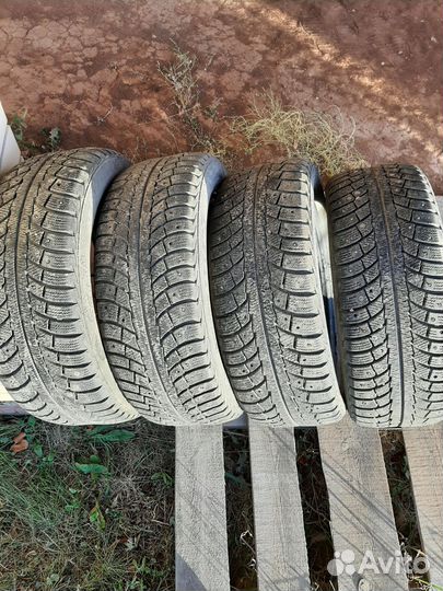 Gislaved Nord Frost 5 205/55 R16
