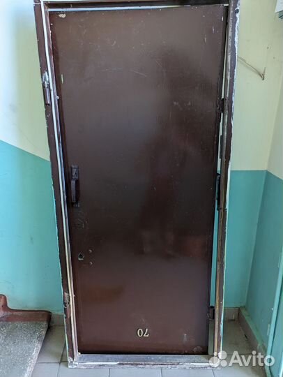 Дверь входная металлическая