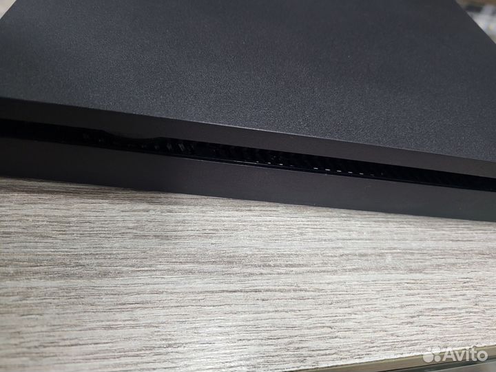 Ps4 slim 2джойстика игры
