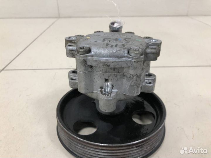 Насос гидроусилителя Renault Duster