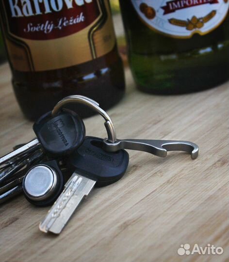 Титановый брелок-открывашка крышек пивных бутылок