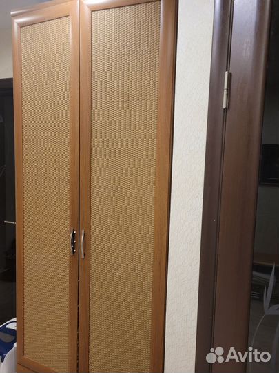 Шкаф для одежды бу