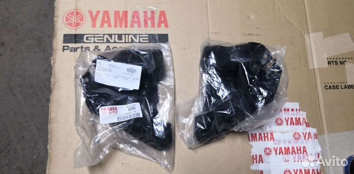 Новая оригинальная крышка боковая Yamaha XT 660