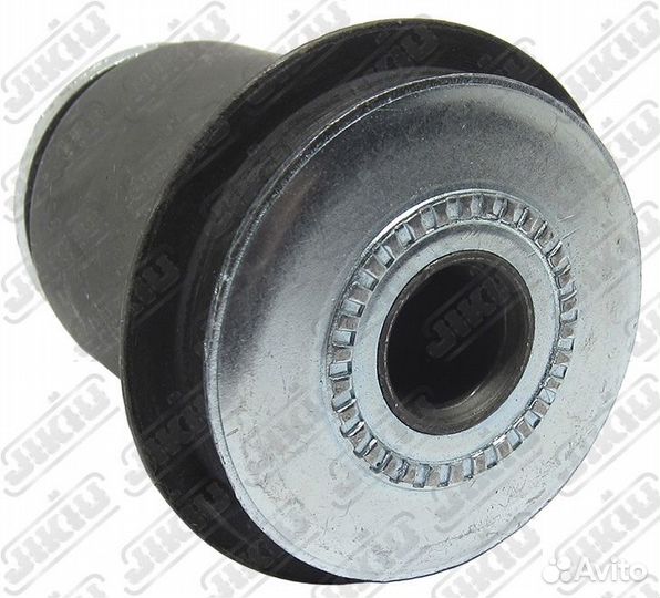 Сайлентблок toyota fortuner tgn61 06- lower front