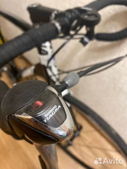 Шоссейный велосипед посуткам Giant Defy 1GB (2011)