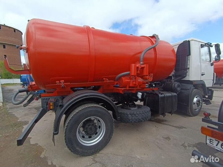 Маз 543302 ассенизатор год 2013г. 10 кубов ко-510