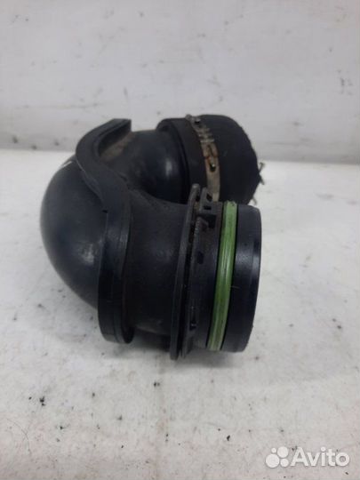 Патрубок интеркулера Opel Insignia хэтчбэк 5 дв