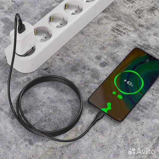 Кабель для зарядки и передачи данных USB на USB-C