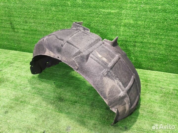 Подкрылок передний правый Skoda Octavia A5