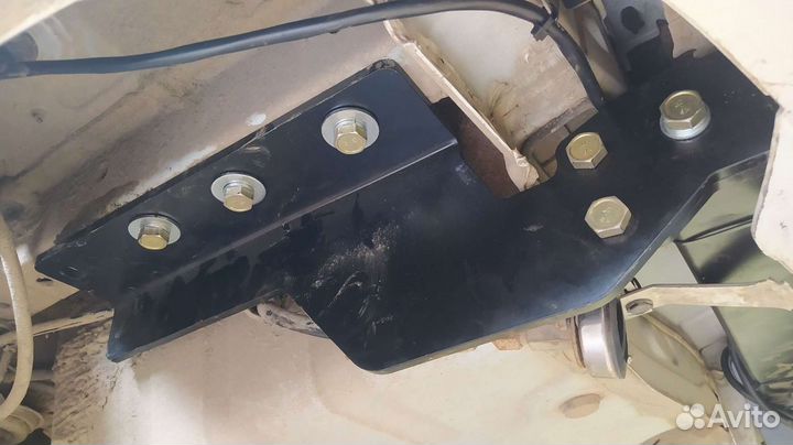 Фаркоп на Toyota rav 4 Long 2006-12 длинная база