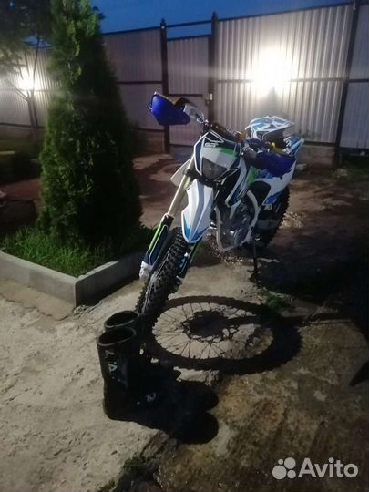 Мотоцикл GR2