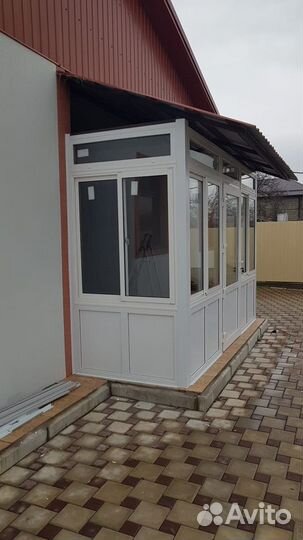 Остекление балконов и установка пластиковых окон