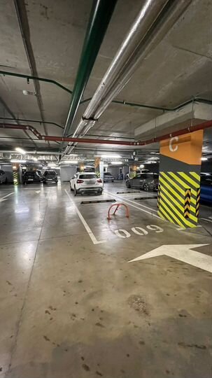 Машиноместо, 14 м²