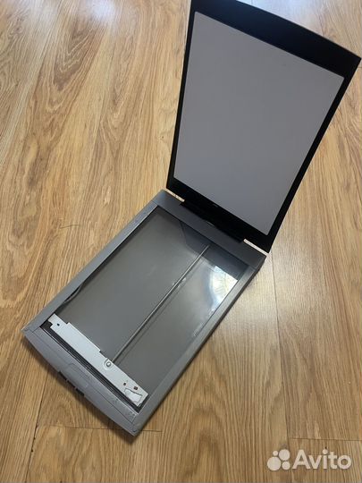 Сканер Canon lide 25