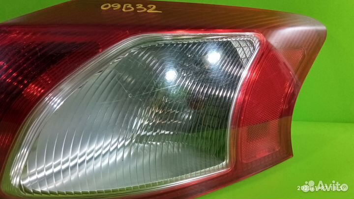 Фонарь правый для Mitsubishi Lancer 10 2007-2015