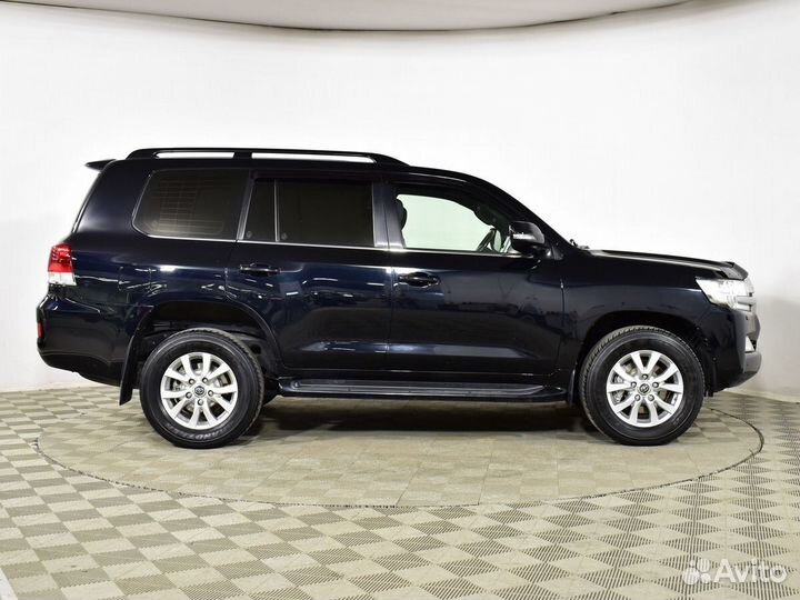 Toyota Land Cruiser 4.6 AT, 2018, 62 133 км