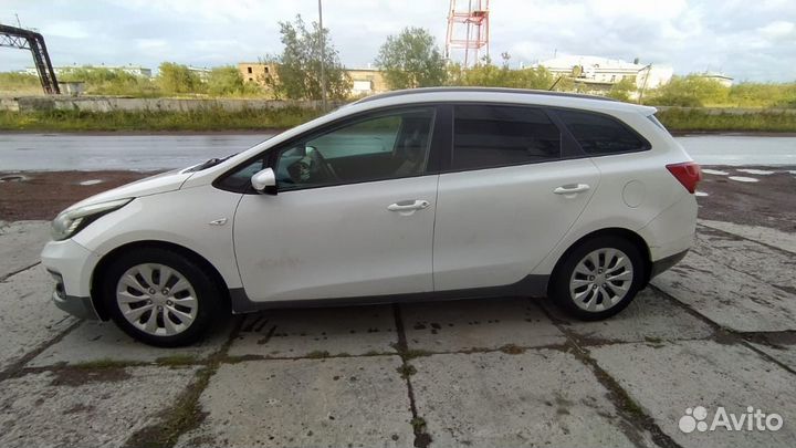 Kia Ceed 1.6 AT, 2016, 324 400 км