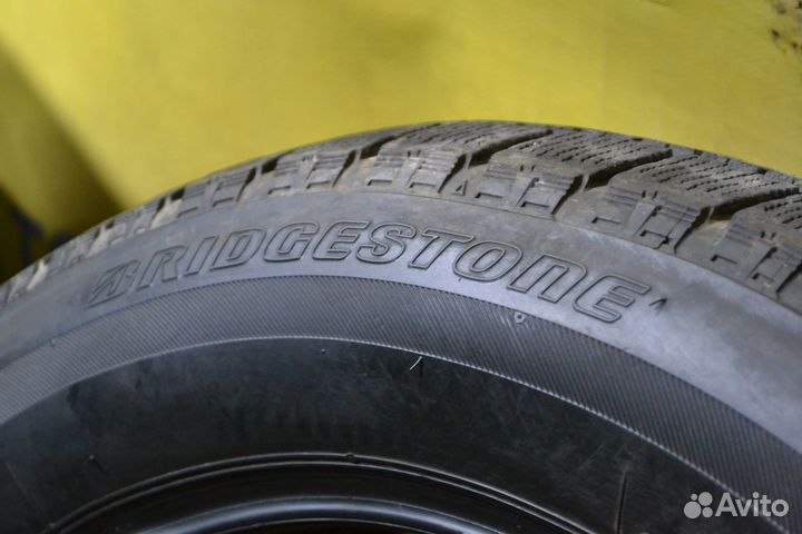 Bridgestone Blizzak VRX 205/60 R16