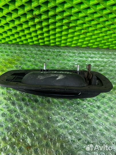 Задняя правая ручка LADA Priora