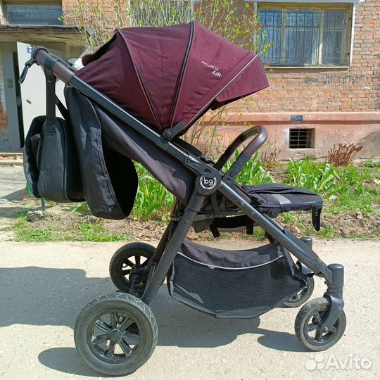 Прогулочная коляска bubago