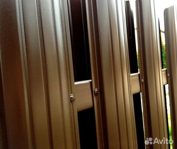 Штакетник металлический, в наличии и под заказ