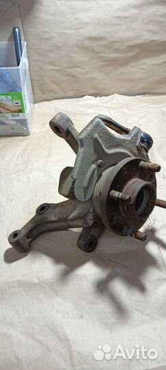 Ступица передняя левая Chevrolet Aveo T200