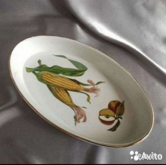 Сервировочные блюда Royal Worcester