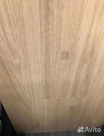 Кварвиниловая плитка / Доставка и установка