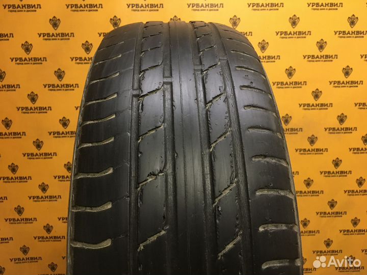 Nokian Tyres Hakka V 215/65 R16 102H