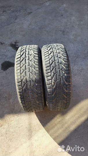 Kormoran Snow 215/60 R16 99H