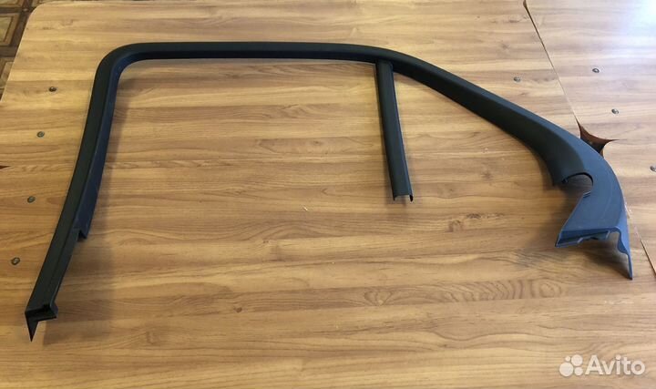 Накладка задней правой двери V167 GLE 167