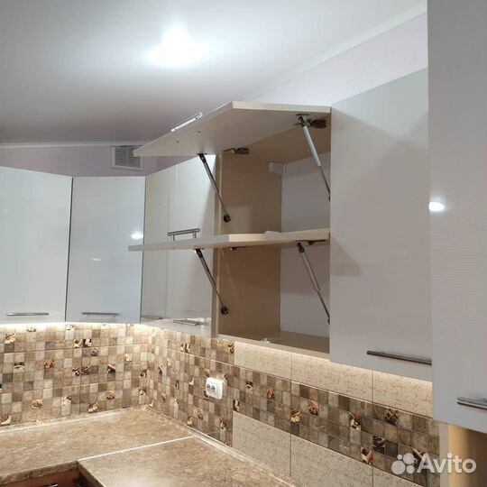 Кухонный гарнитур новый