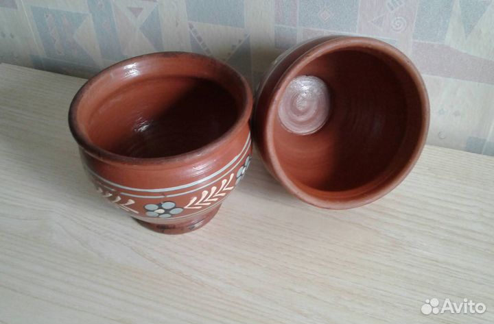 Глиняные горшки для приготовления еды