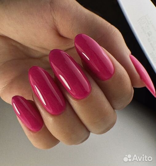 Маникюр педикюр