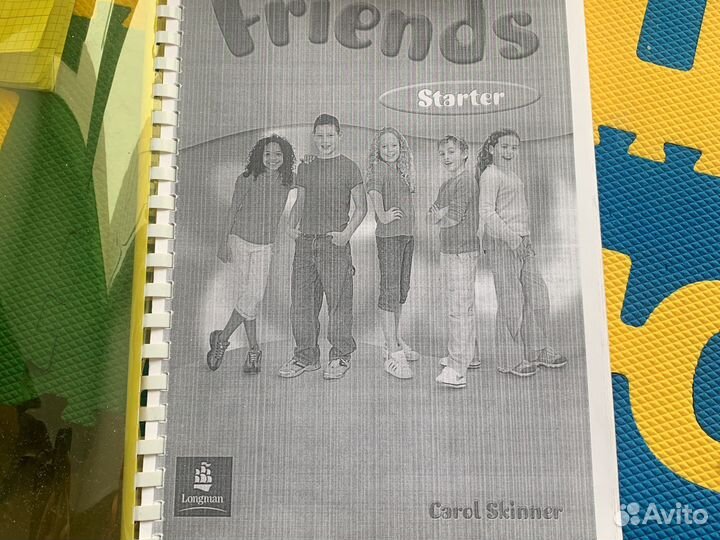 Тетрадь и учебник Для ленгвиса. Начальный курс